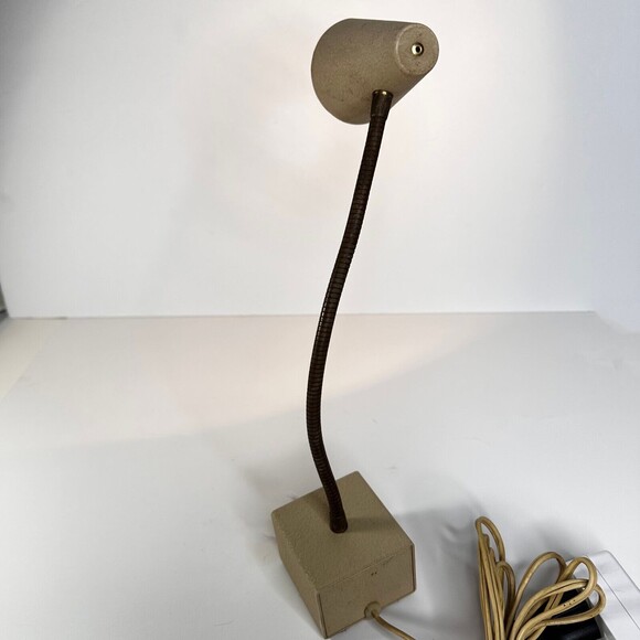 Vintage MCM Cream  Gooseneck Desk Lamp Adjustable Working - Picture 8 of 10